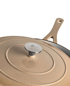 Cocotte basse en fonte avec couvercle 28 cm de diamètre Crème