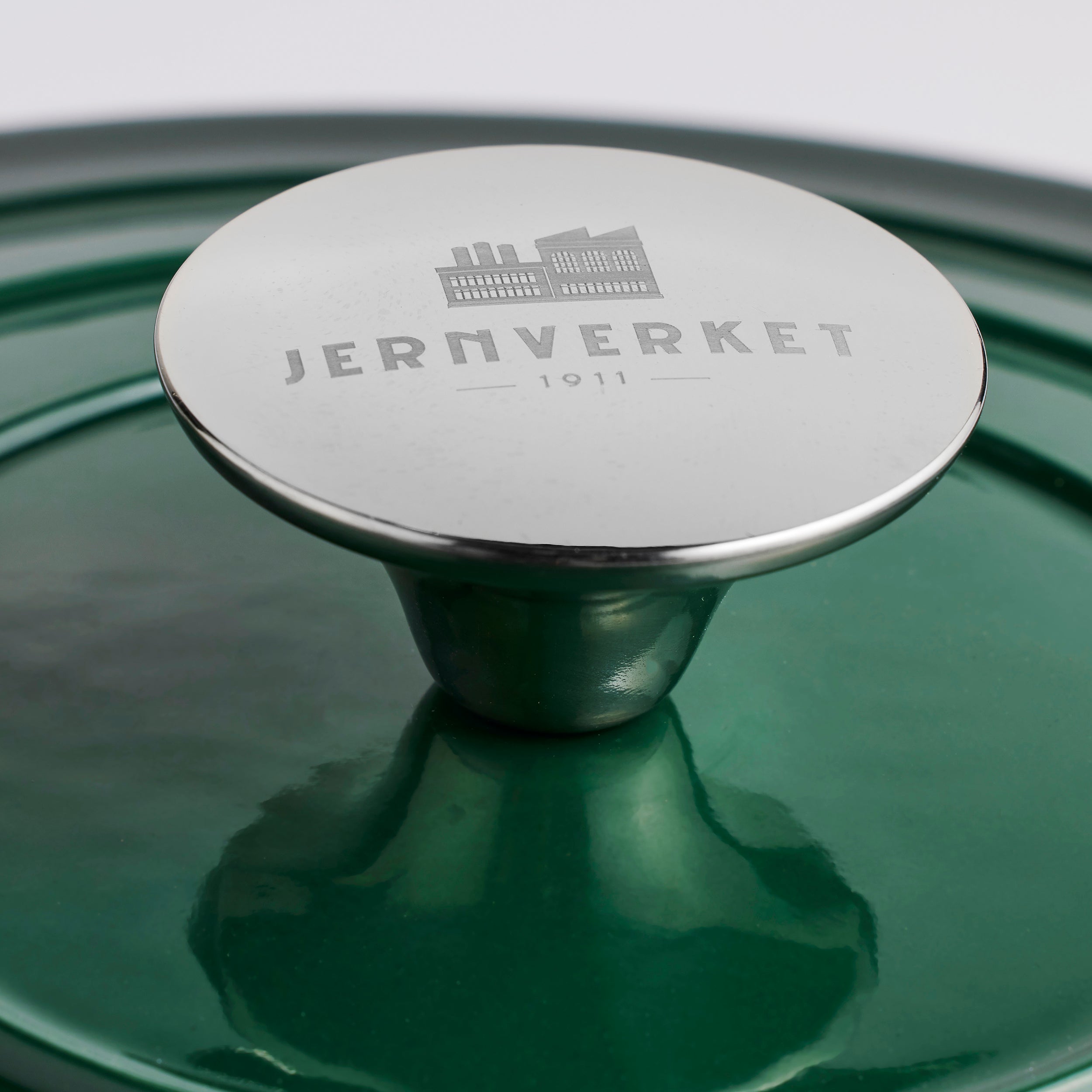 Cocotte en fonte avec couvercle, 4,2 litres, 24 cm de diamètre, vert foncé