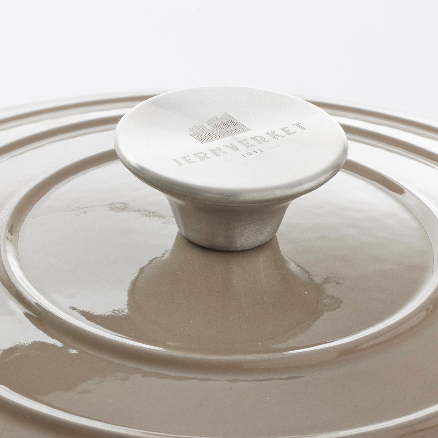 Marmite en fonte avec couvercle, 4,2 litres, 24 cm de diamètre, Macchiato