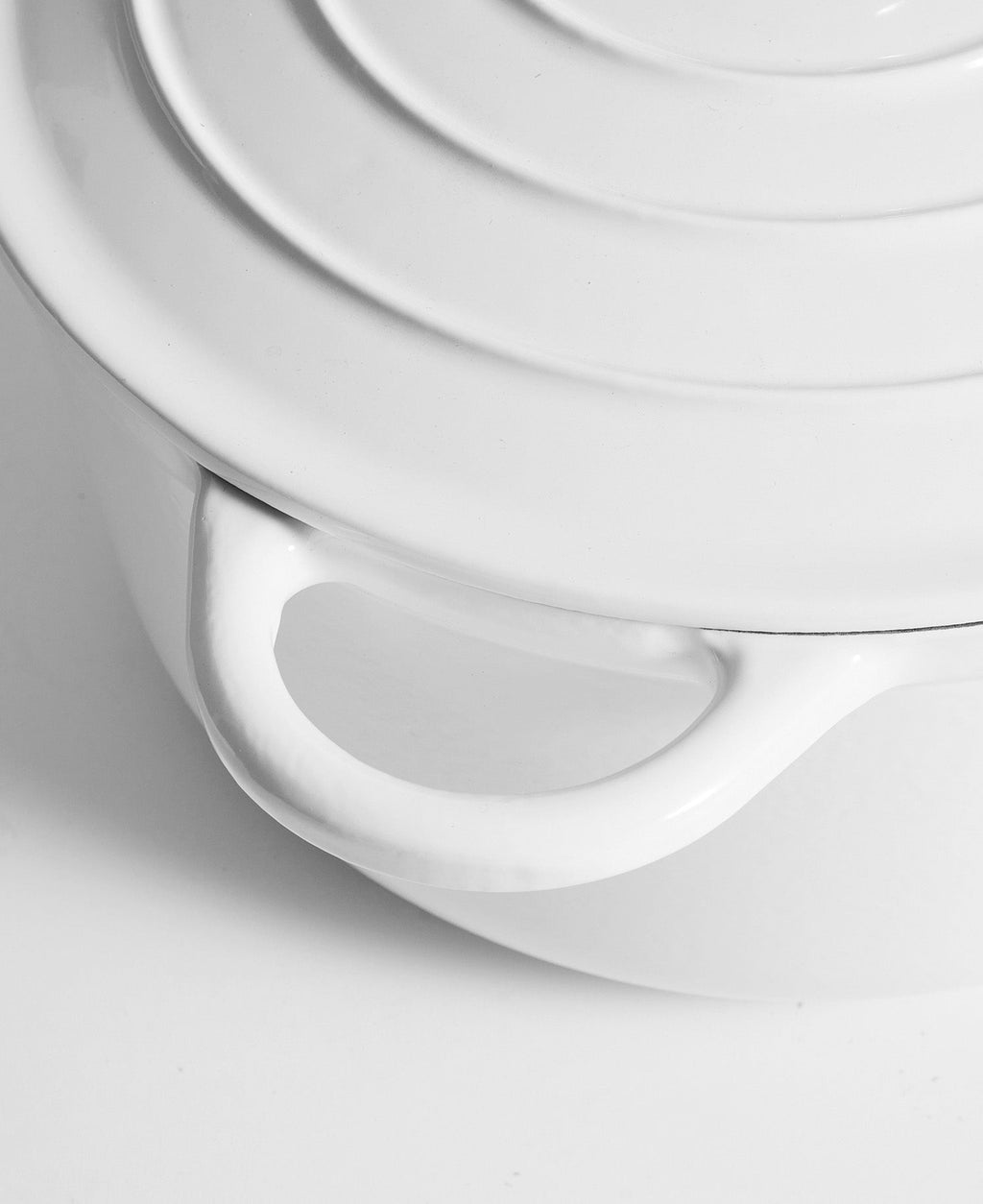 Faitout en fonte avec couvercle, 4,2 litres, 24 cm de diamètre, Sel marin